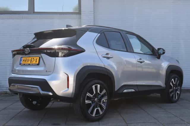Toyota Yaris Cross (2025) thumbnail 5