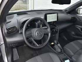 Toyota Yaris Cross (2024) thumbnail 4