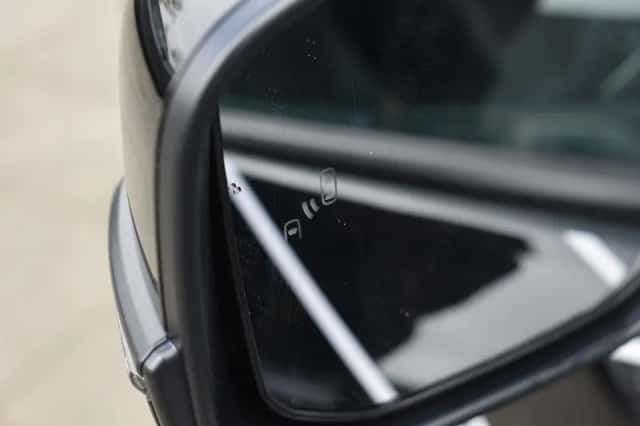 Toyota C-HR+ (2026) thumbnail 6