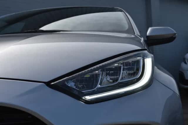 Toyota Yaris (2025) thumbnail 2
