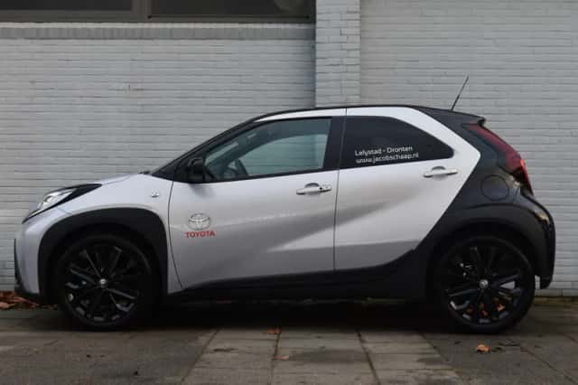 Toyota Aygo X (2024) thumbnail 3