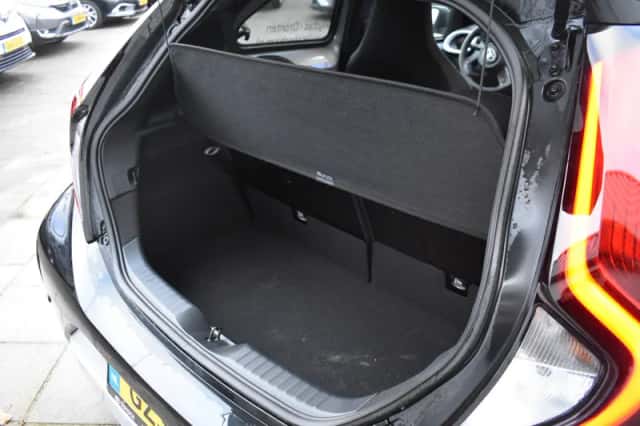 Toyota Aygo X (2024) thumbnail 4