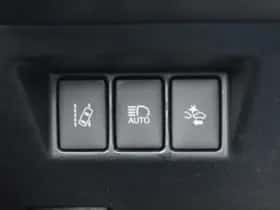 Toyota Yaris (2017) thumbnail 10