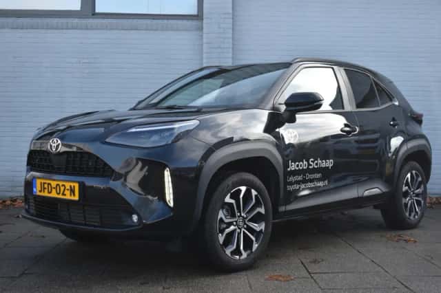 Toyota Yaris Cross (2025) thumbnail 1