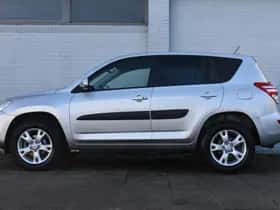 Toyota RAV4 (2009) thumbnail 5