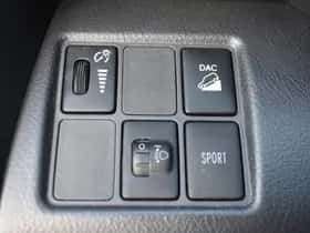 Toyota RAV4 (2009) thumbnail 6