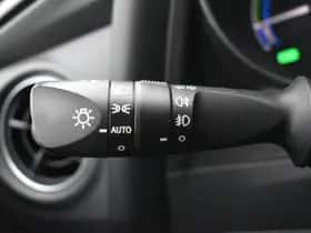 Toyota Auris thumbnail 11