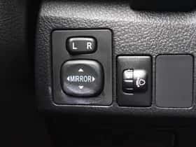 Toyota Auris thumbnail 9
