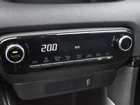 Toyota Yaris (2024) thumbnail 16