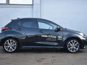 Toyota Yaris (2024) thumbnail 3
