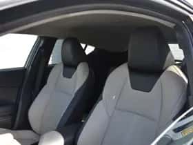 Toyota C-HR thumbnail 15