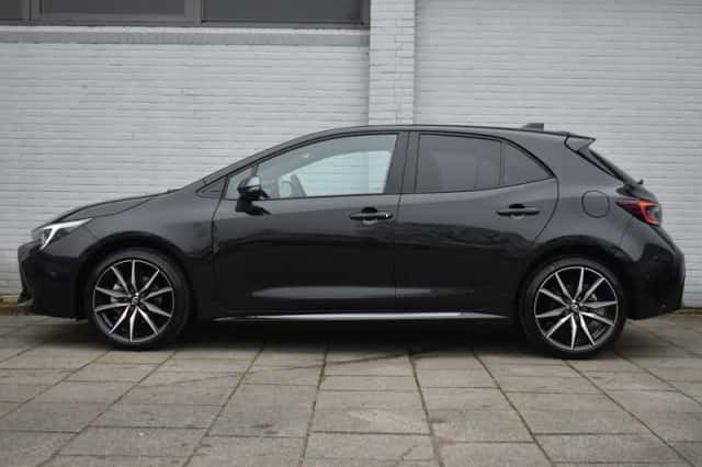 Toyota Corolla (2025) thumbnail 3