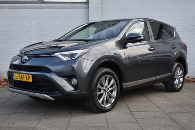 Toyota RAV4 (2018) thumbnail 1