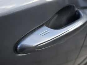 Toyota RAV4 thumbnail 4