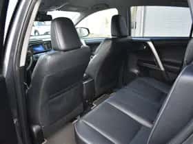 Toyota RAV4 thumbnail 9