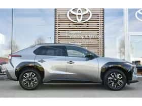 Toyota bZ4X (2026) thumbnail 5