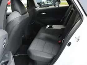 Toyota Corolla (2024) thumbnail 6