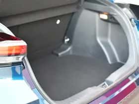 Toyota C-HR (2024) thumbnail 21
