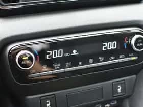 Toyota Yaris (2025) thumbnail 17