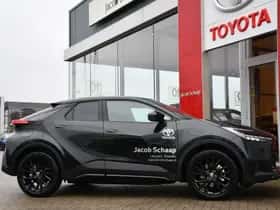 Toyota C-HR (2026) thumbnail 3