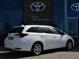 Toyota Auris thumbnail 7