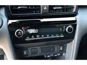 Toyota Yaris Cross thumbnail 9