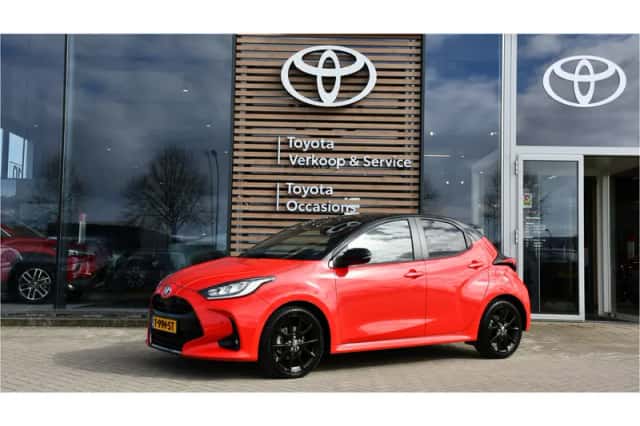 Toyota Yaris (2023) thumbnail 1