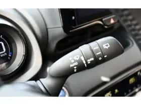 Toyota Yaris (2023) thumbnail 11