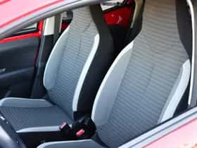 Toyota Aygo (2019) thumbnail 2