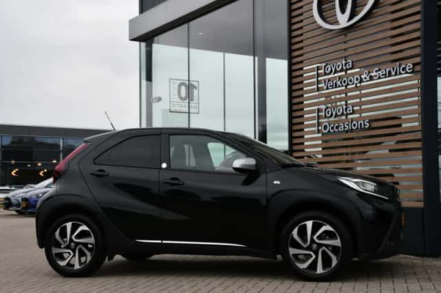 Toyota Aygo X (2022) thumbnail 3