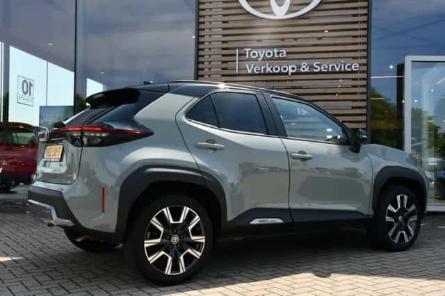 Toyota Yaris Cross (2025) thumbnail 3