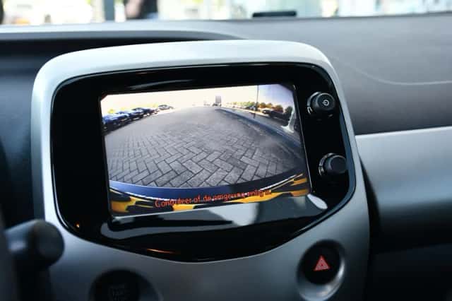 Toyota Aygo (2014) thumbnail 6