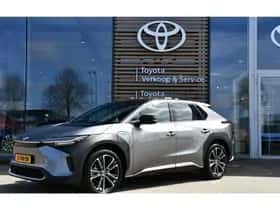 Toyota bZ4X (2023)
