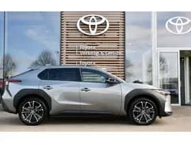 Toyota bZ4X (2023) thumbnail 5