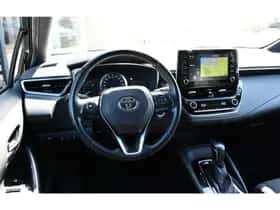 Toyota Corolla thumbnail 4