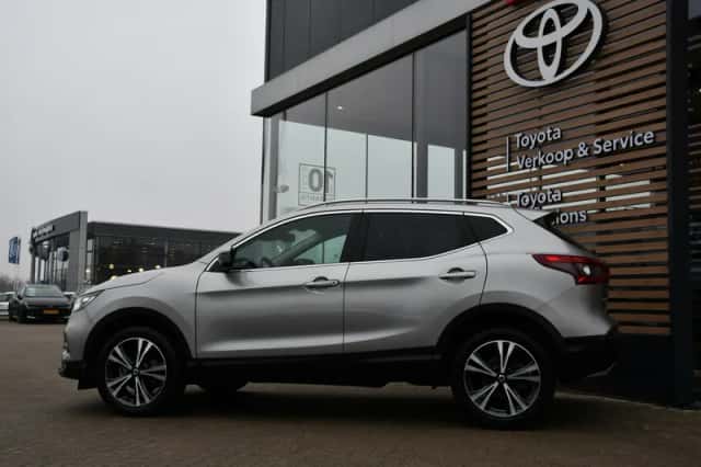 Nissan Qashqai (2020) thumbnail 3