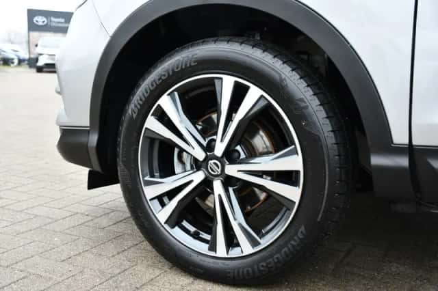 Nissan Qashqai (2020) thumbnail 5