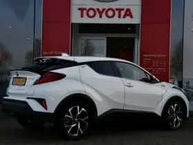 Toyota C-HR (2022) thumbnail 7