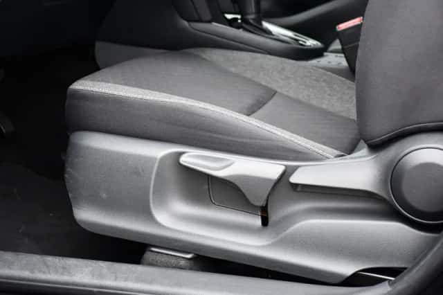Toyota Yaris Cross (2025) thumbnail 4