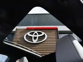 Toyota C-HR+ thumbnail 6