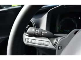 Toyota C-HR (2026) thumbnail 12