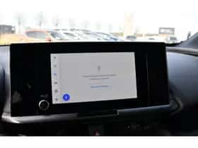 Toyota C-HR (2026) thumbnail 16