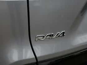 Toyota RAV4 (2024) thumbnail 19