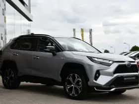 Toyota RAV4 (2024) thumbnail 3