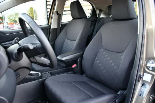 Toyota Yaris (2025) thumbnail 4