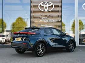 Toyota C-HR (2025) thumbnail 9