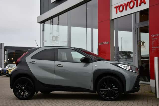 Toyota Aygo X (2024) thumbnail 3
