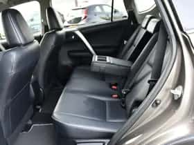 Toyota RAV4 (2016) thumbnail 14