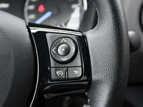 Toyota Yaris (2020) thumbnail 25