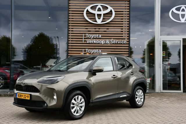 Toyota Yaris Cross (2025) thumbnail 1